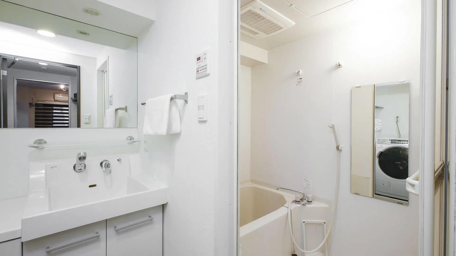 1/3Rd Residence Serviced Apartments Nihonbashi Tokyo 0*,  Japonya